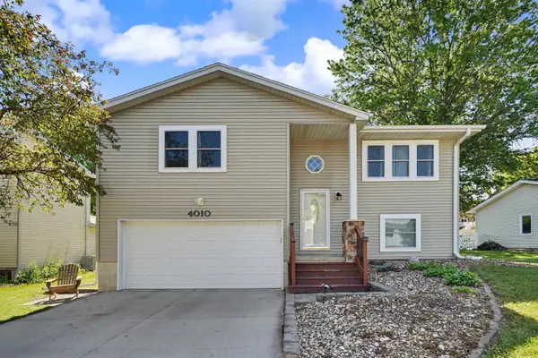 4010 Heritage Road, Cedar Falls, IA 50613