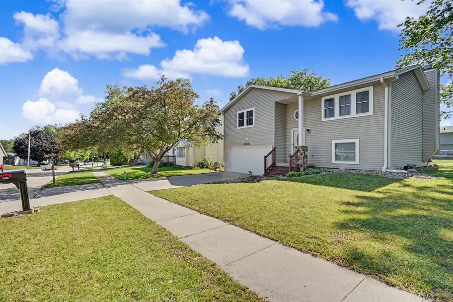 4010 Heritage Road, Cedar Falls, IA 50613 - #2