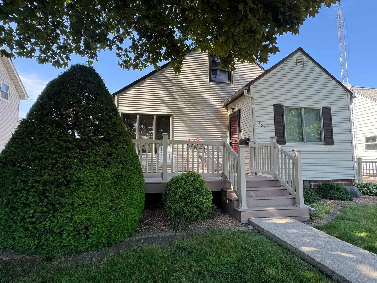 505 1st Avenue, Ackley, IA 50601 - #1
