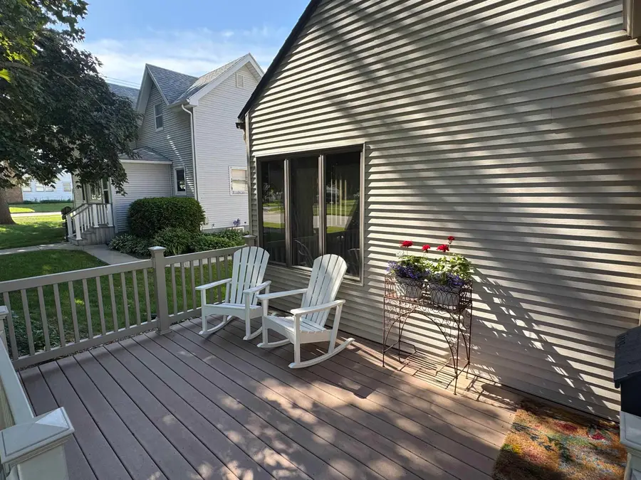 505 1st Avenue, Ackley, IA 50601 - #3