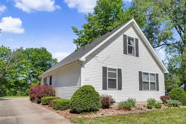 628 Main Street, Janesville, IA 50647