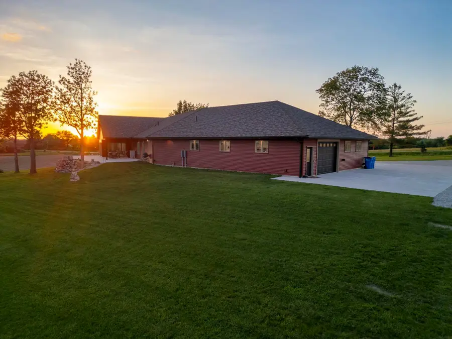 9035 Winslow Road, Janesville, IA 50647 - #3