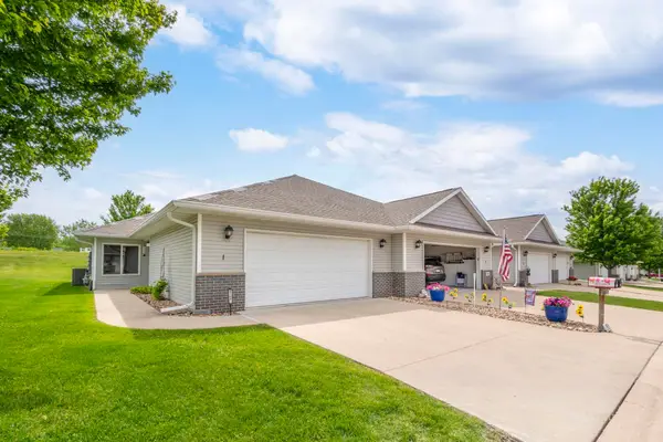 4102 Legacy Lane #1, Cedar Falls, IA 50613