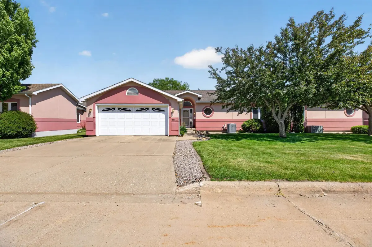 1817 W 18th Street #Unit A, Cedar Falls, IA 50613 - #1