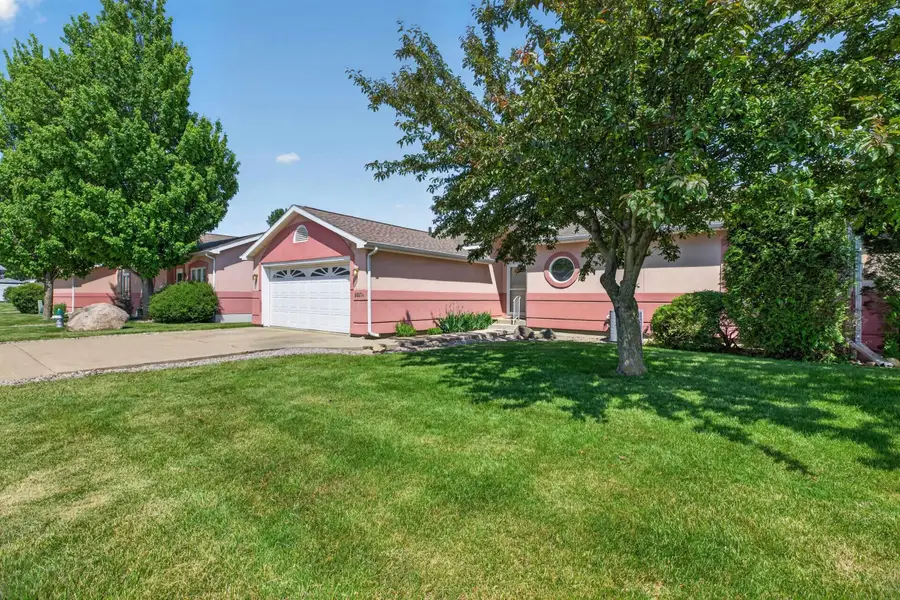 1817 W 18th Street #Unit A, Cedar Falls, IA 50613 - #2