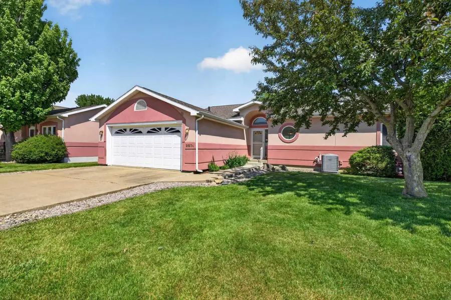 1817 W 18th Street #Unit A, Cedar Falls, IA 50613 - #3