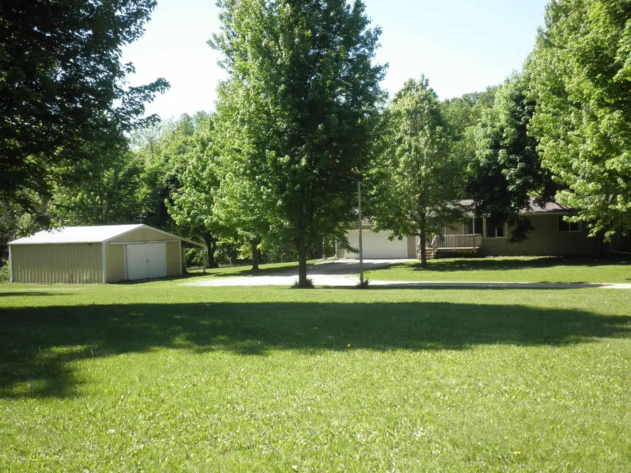 1972 Lime Kiln Road, Osage, IA 50461 - #2