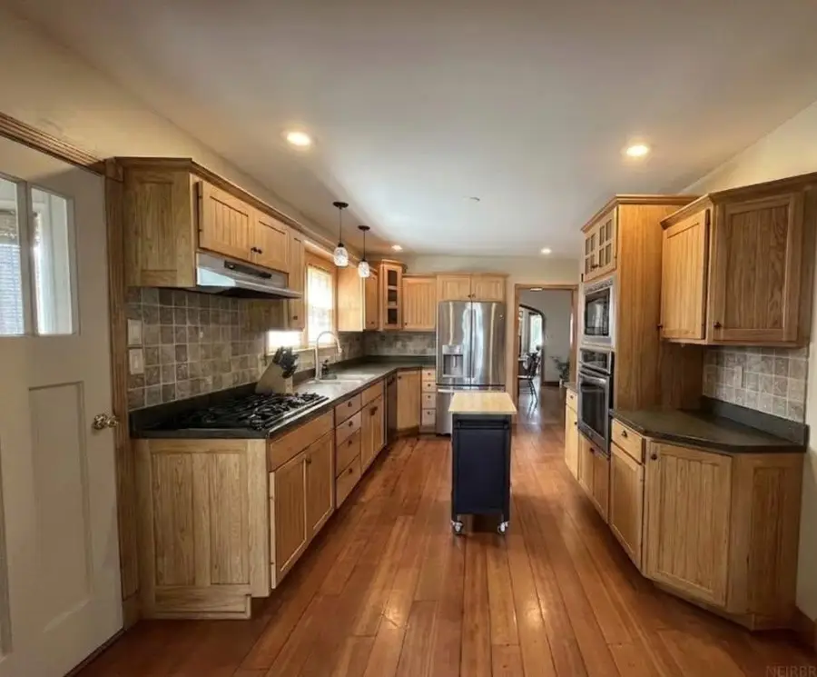 608 3rd Street, Parkersburg, IA 50665 - #3
