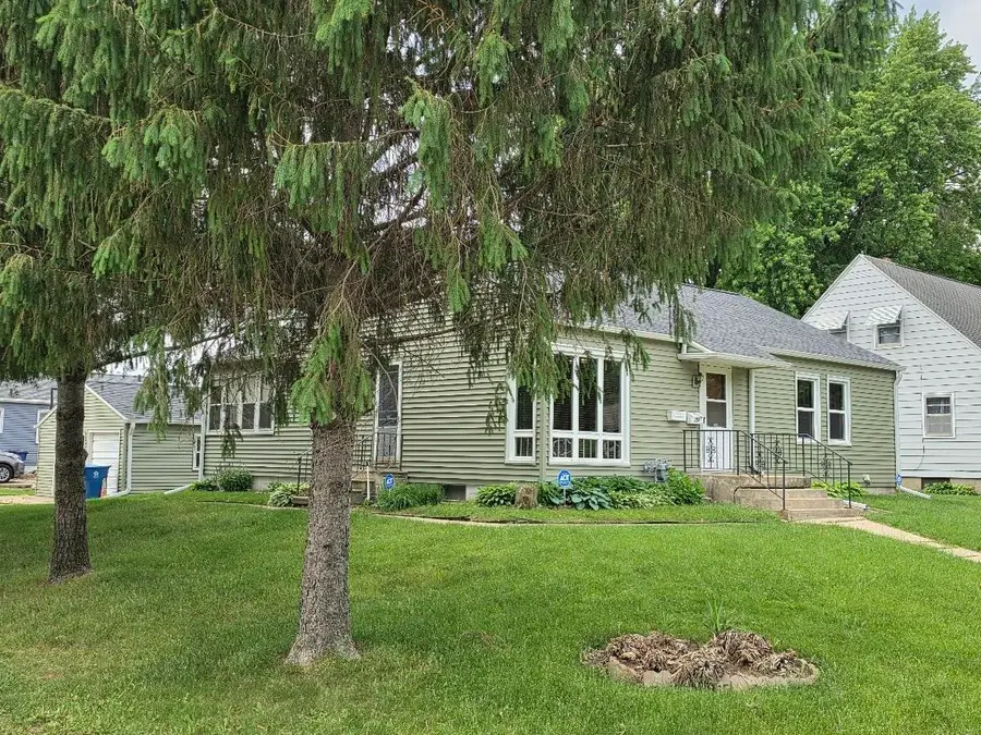 154 Morgan Road, Waterloo, IA 50702 - #3