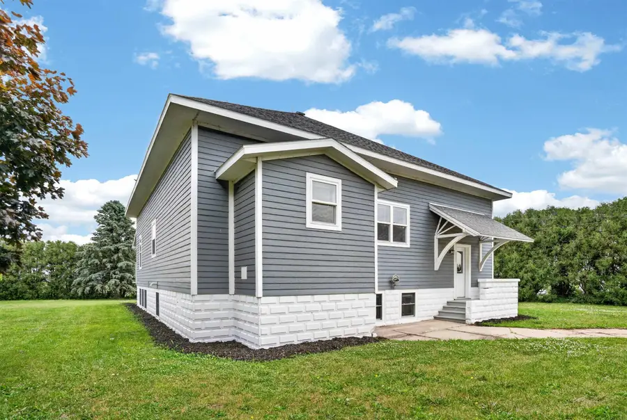 109 Sawyer Street, Stout, IA 50673 - #2