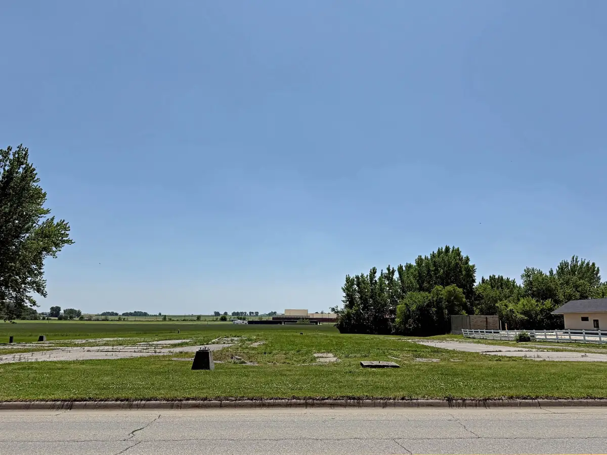 1805 1st St. West, Independence, IA 50644 - #1