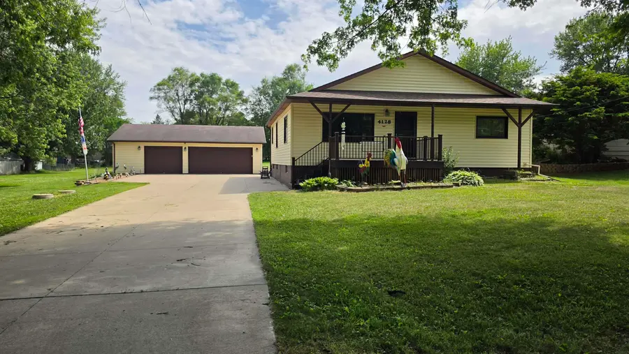 4128 Wells Avenue, Waterloo, IA 50703 - #2