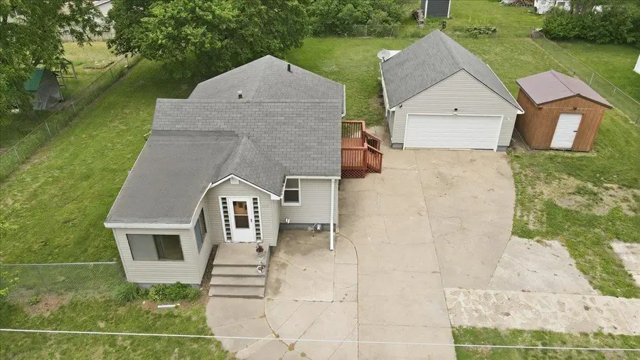 1415 Dearborn Avenue, Waterloo, IA 50707 - #2