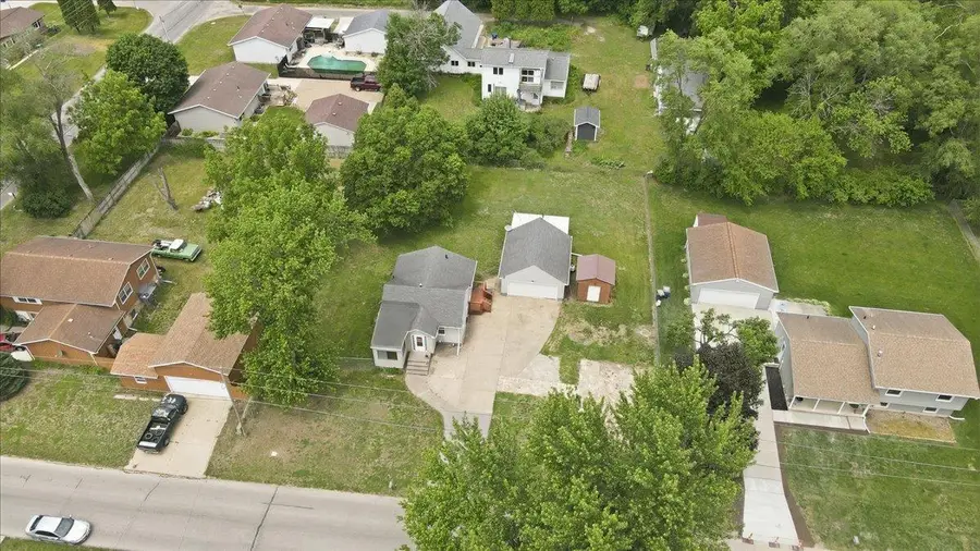 1415 Dearborn Avenue, Waterloo, IA 50707 - #3