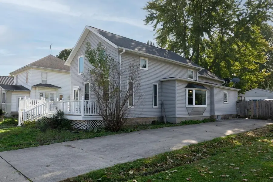 1019 Nash, Aplington, IA 50604 - #3
