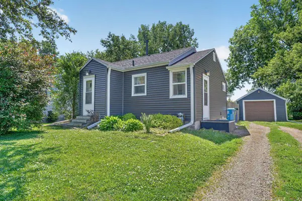 141 Stewart Avenue, Waterloo, IA 50701