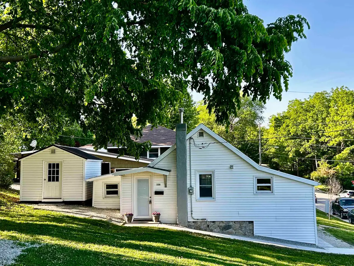 508 Plum Street, Decorah, IA 52101 - #1