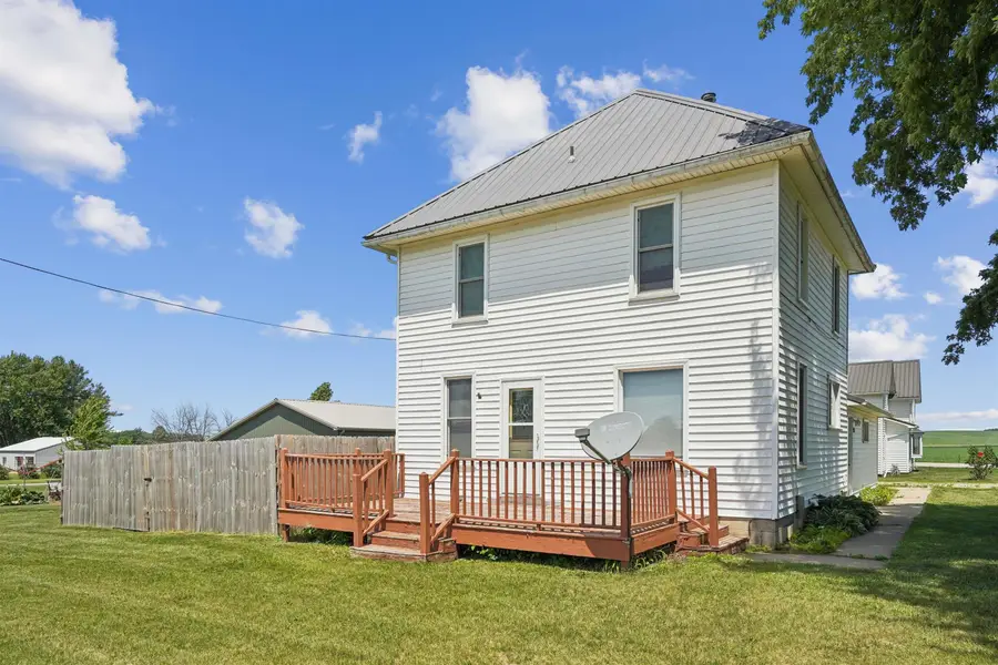 201 9th St. N., Quasqueton, IA 52326 - #2