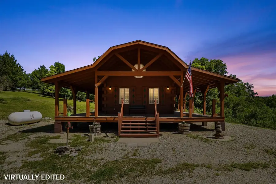 1864 Trophy Run Ln, Harpers Ferry, IA 52146 - #2