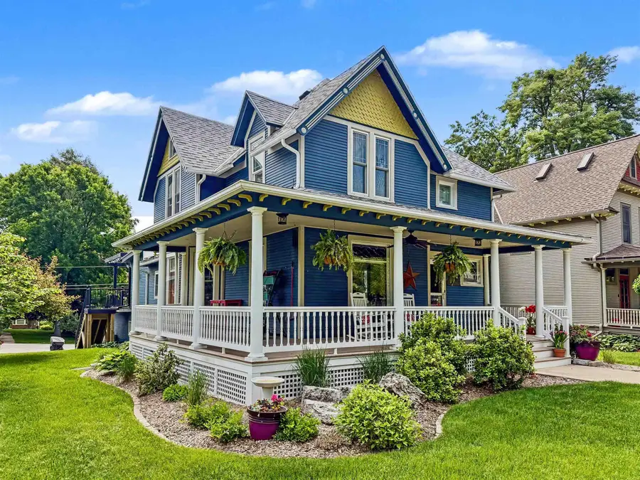 308 Upper Broadway Street, Decorah, IA 52101 - #2