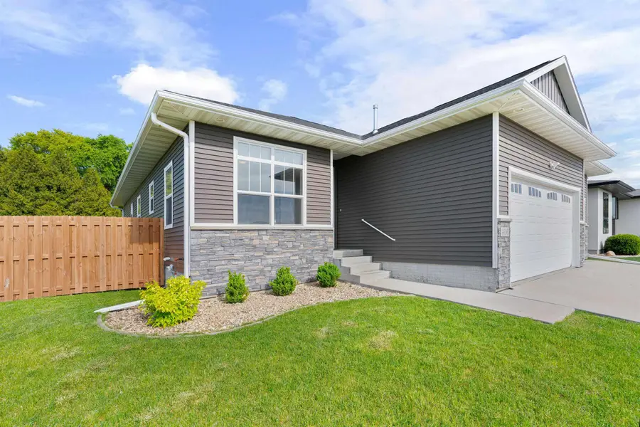 4606 Gloria Street, Cedar Falls, IA 50613 - #2