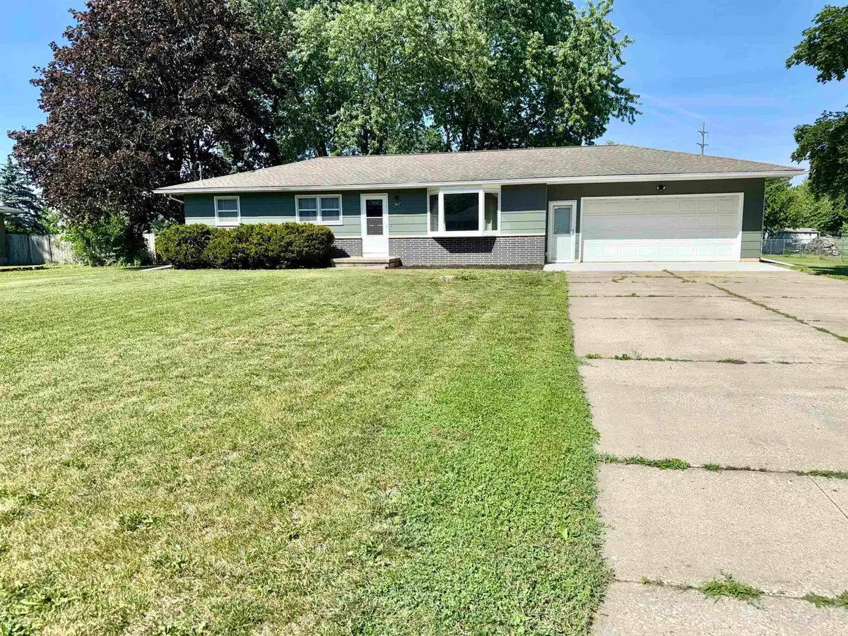 3867 Cedar Terrace Dr., Waterloo, IA 50702 - #1