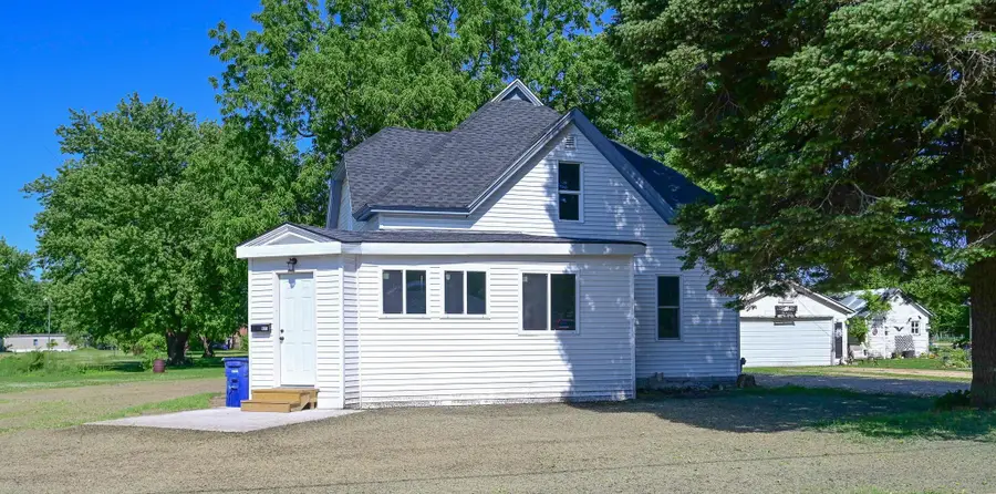 825 Jackson Street, Lamont, IA 50650 - #2