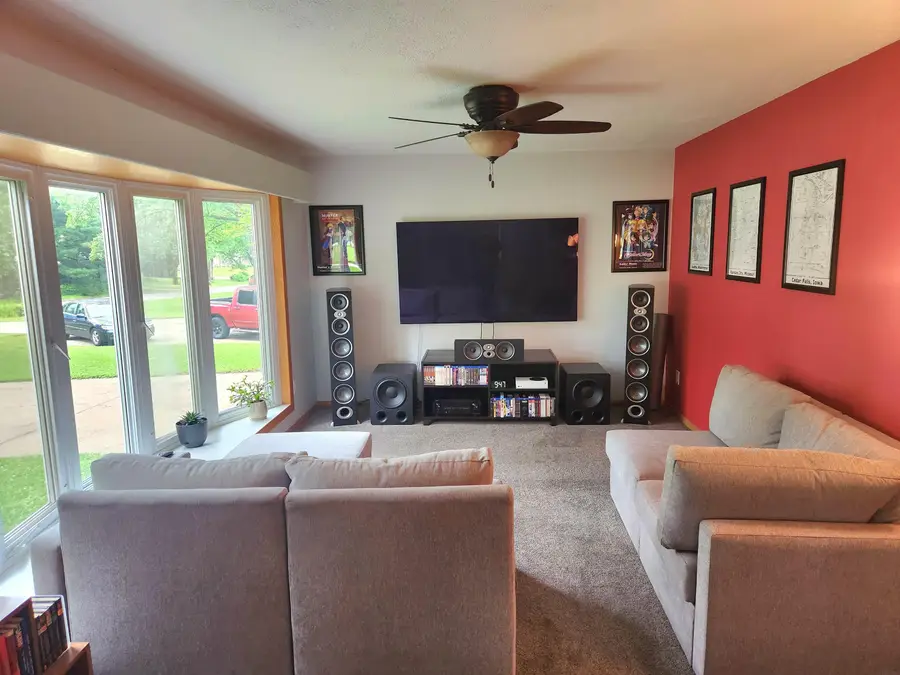3119 Hillcrest Drive, Cedar Falls, IA 50613 - #2