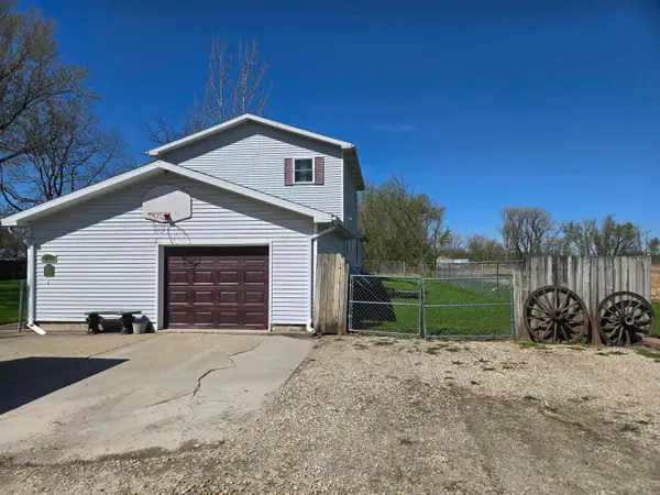 216 Berlin Avenue, Traer, IA 50675