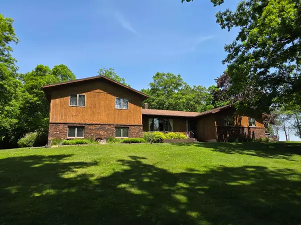 24155 115th Street, Cresco, IA 52136
