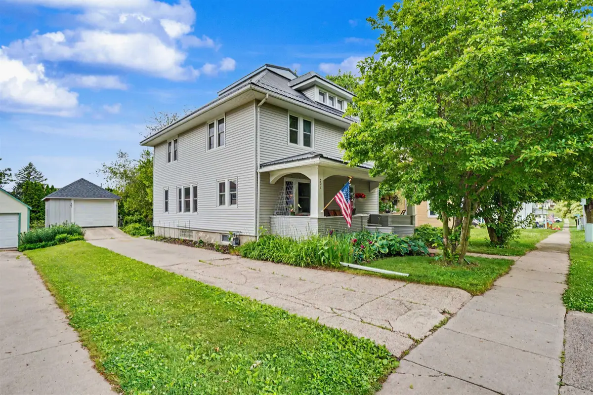 502 South Page Street, Monona, IA 52159 - #1