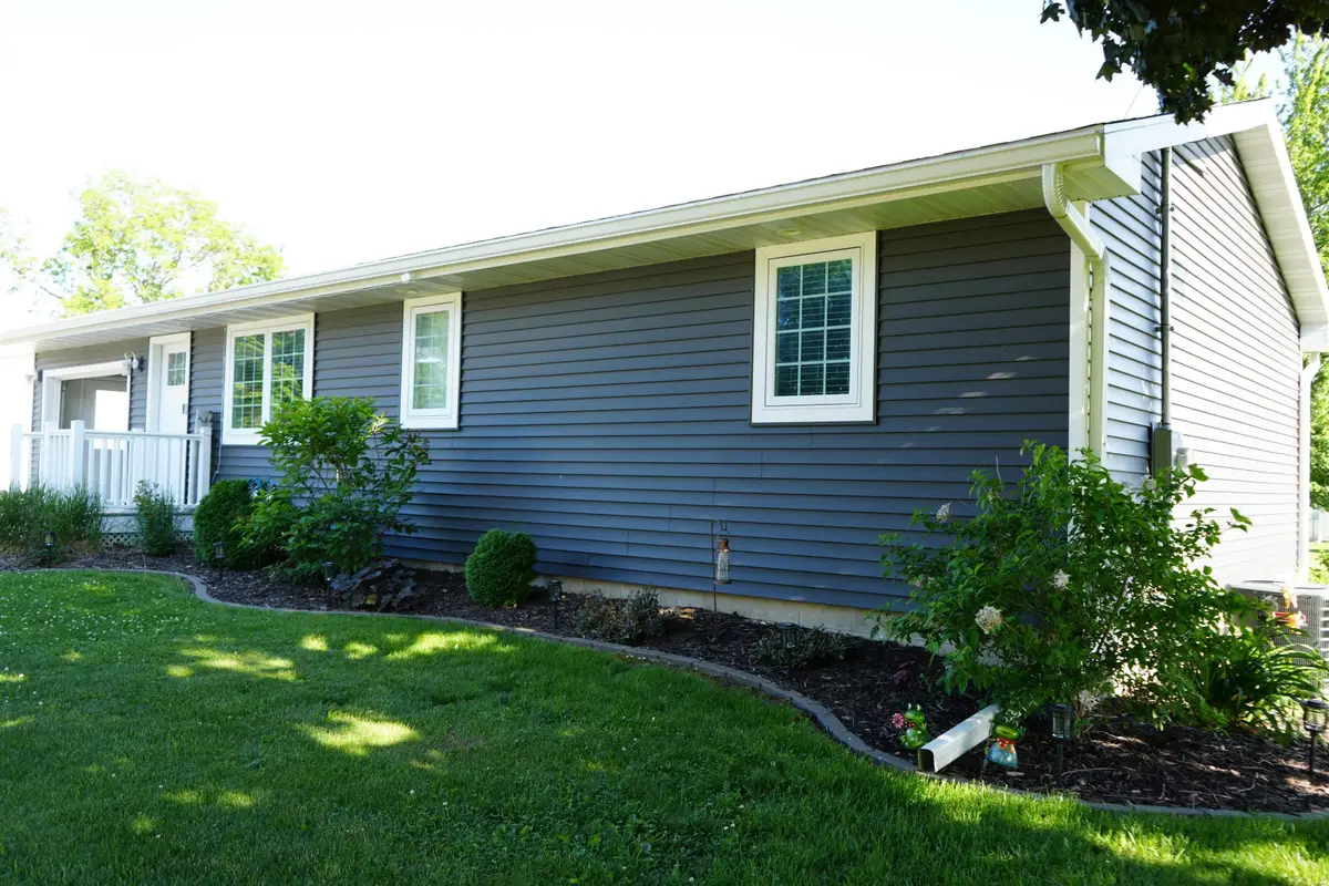 326 E Burger St, Hawkeye, IA 52147 - #1
