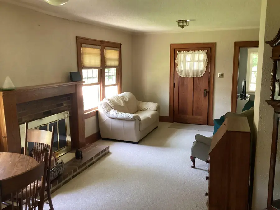 408 Kingsley Avenue, Waterloo, IA 50701 - #2
