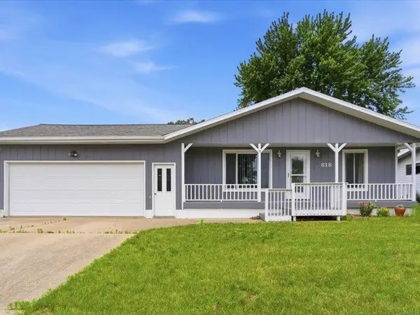 818 Sycamore Street, Janesville, IA 50647
