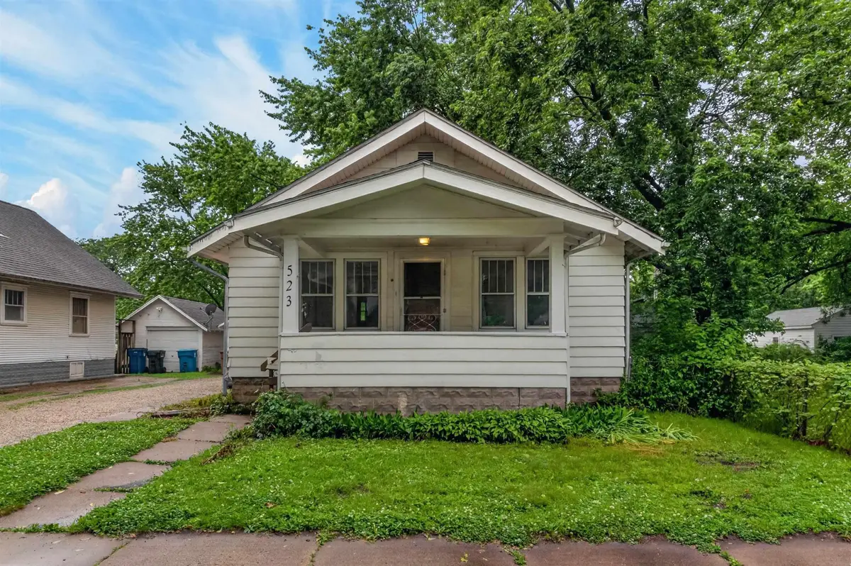 523 Cutler Street, Waterloo, IA 50703 - #1