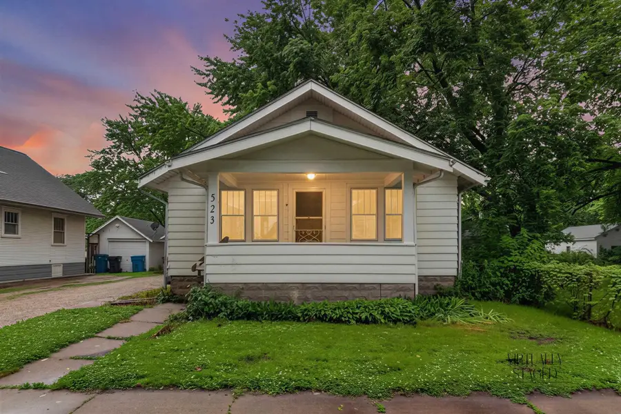 523 Cutler Street, Waterloo, IA 50703 - #2