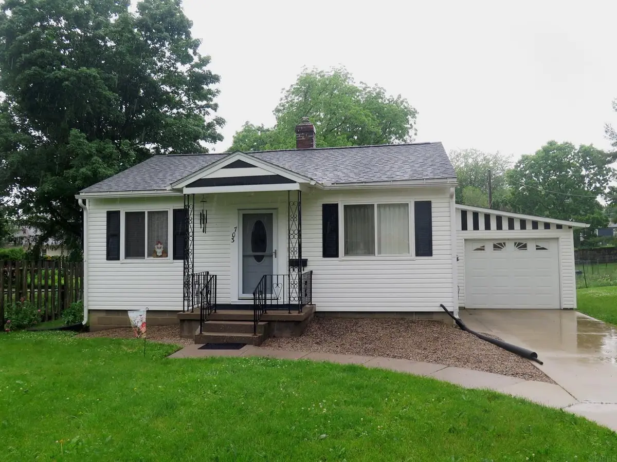307 Ohio Street, Decorah, IA 52101 - #1