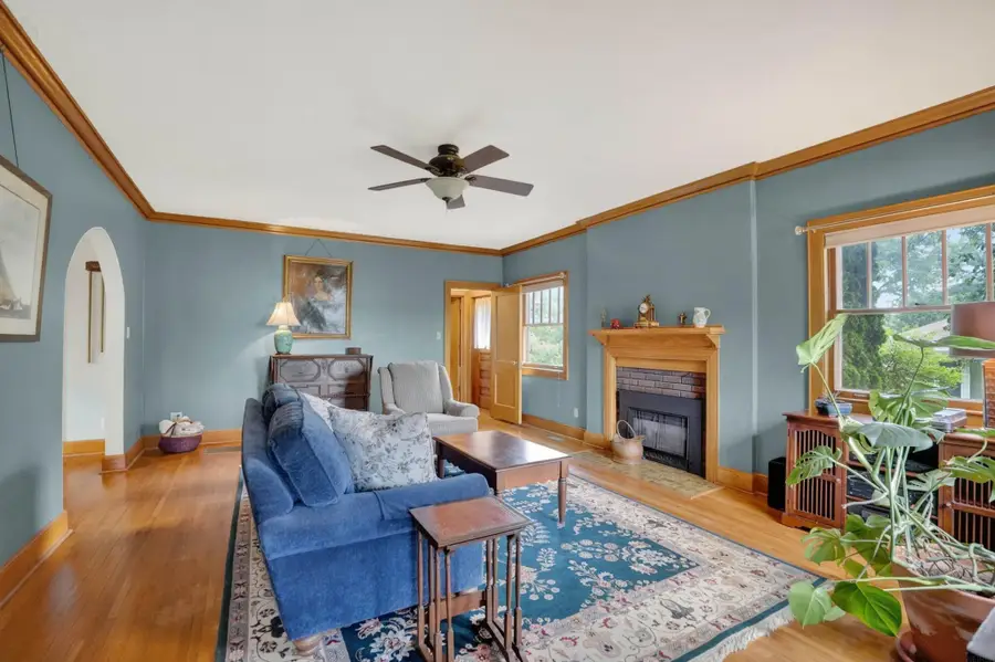 250 Kenilworth Road, Waterloo, IA 50701 - #2