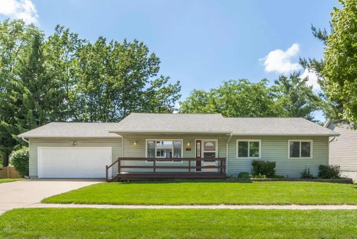 711 Hearthside Drive, Cedar Falls, IA 50613 - #1