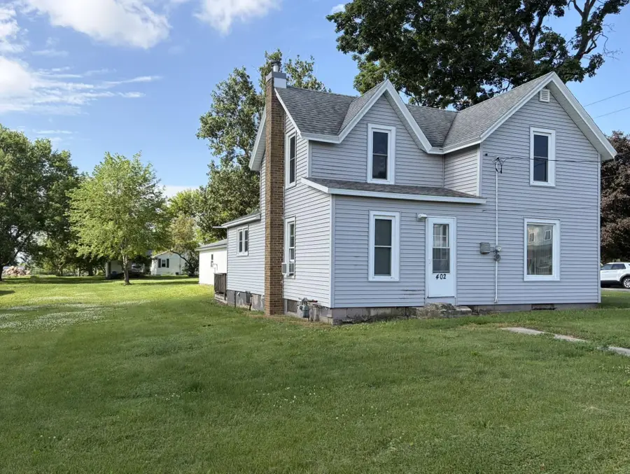 402 Douglas Avenue, Ackley, IA 50601 - #2