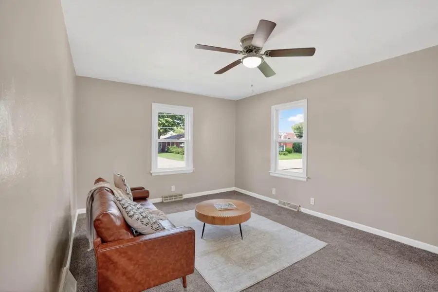 1233 Bauch Street, Waterloo, IA 50701 - #3