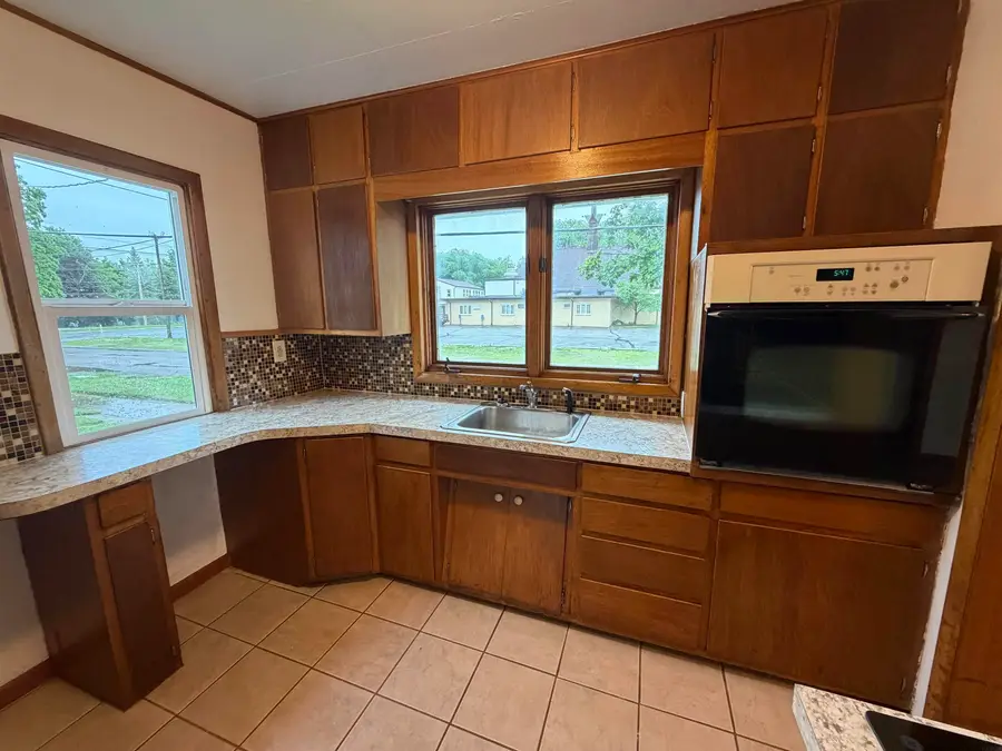 743 Magnolia, Waterloo, IA 50701 - #3