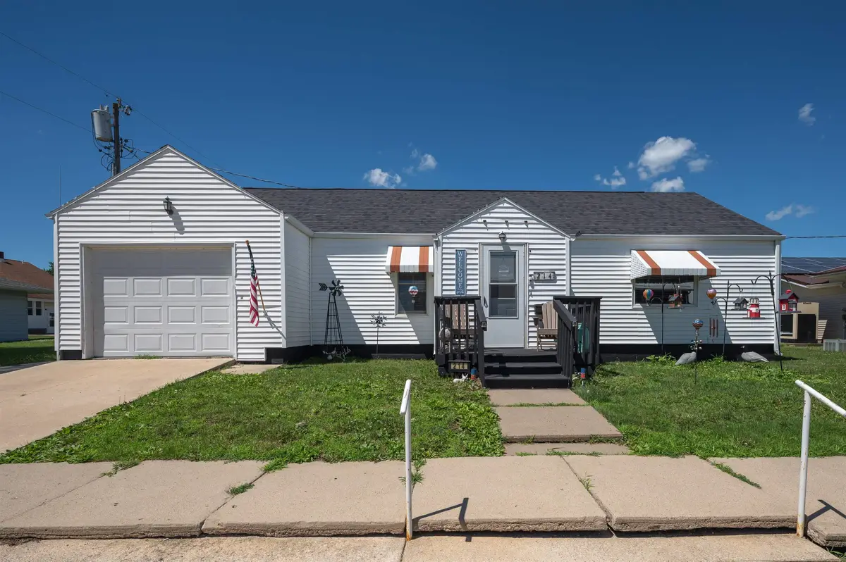 214 1st Street, Keystone, IA 52249 - #1