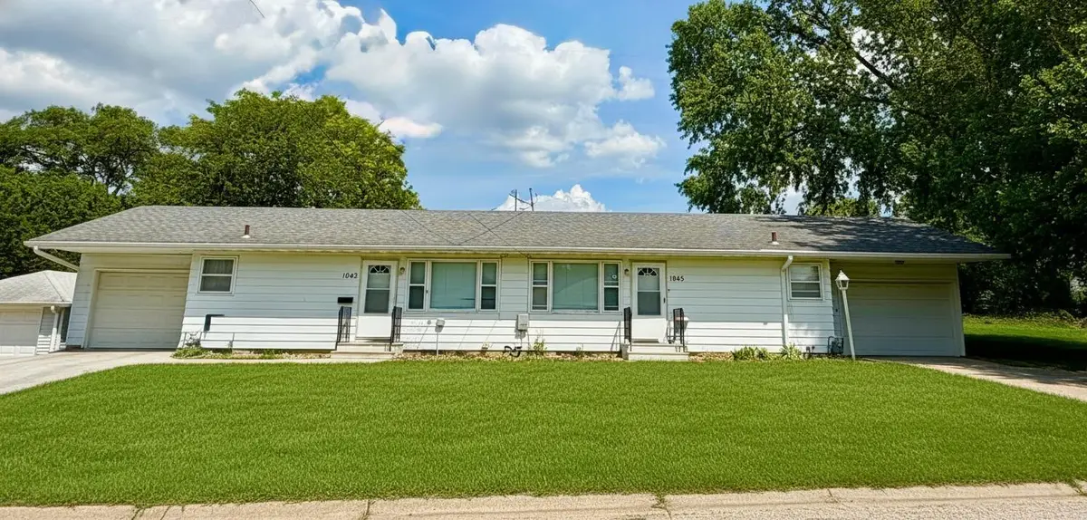 1043-1045 Minnesota Street, Waterloo, IA 50702 - #1