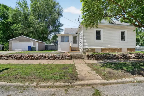 499 Columbia Street, Waterloo, IA 50703