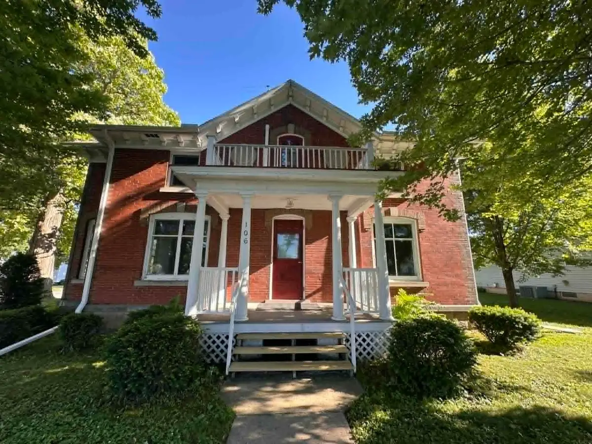 106 Grove Street, Fort Atkinson, IA 52144 - #1