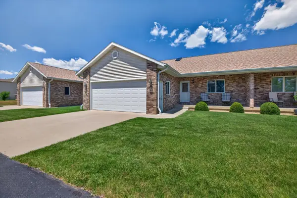 2453 Edgemont Avenue, Waterloo, IA 50702