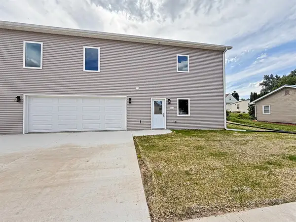 204 NW 3rd Street, Waukon, IA 52172