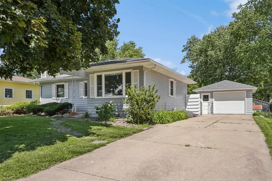 1245 Deloris Drive, Waterloo, IA 50701 - #2