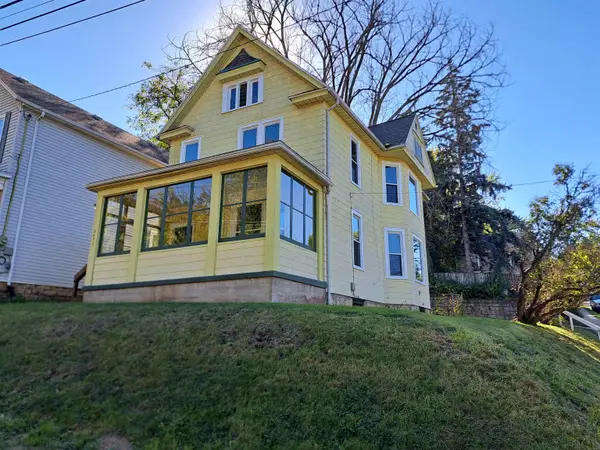 2071 N Main Street, Dubuque, IA 52001